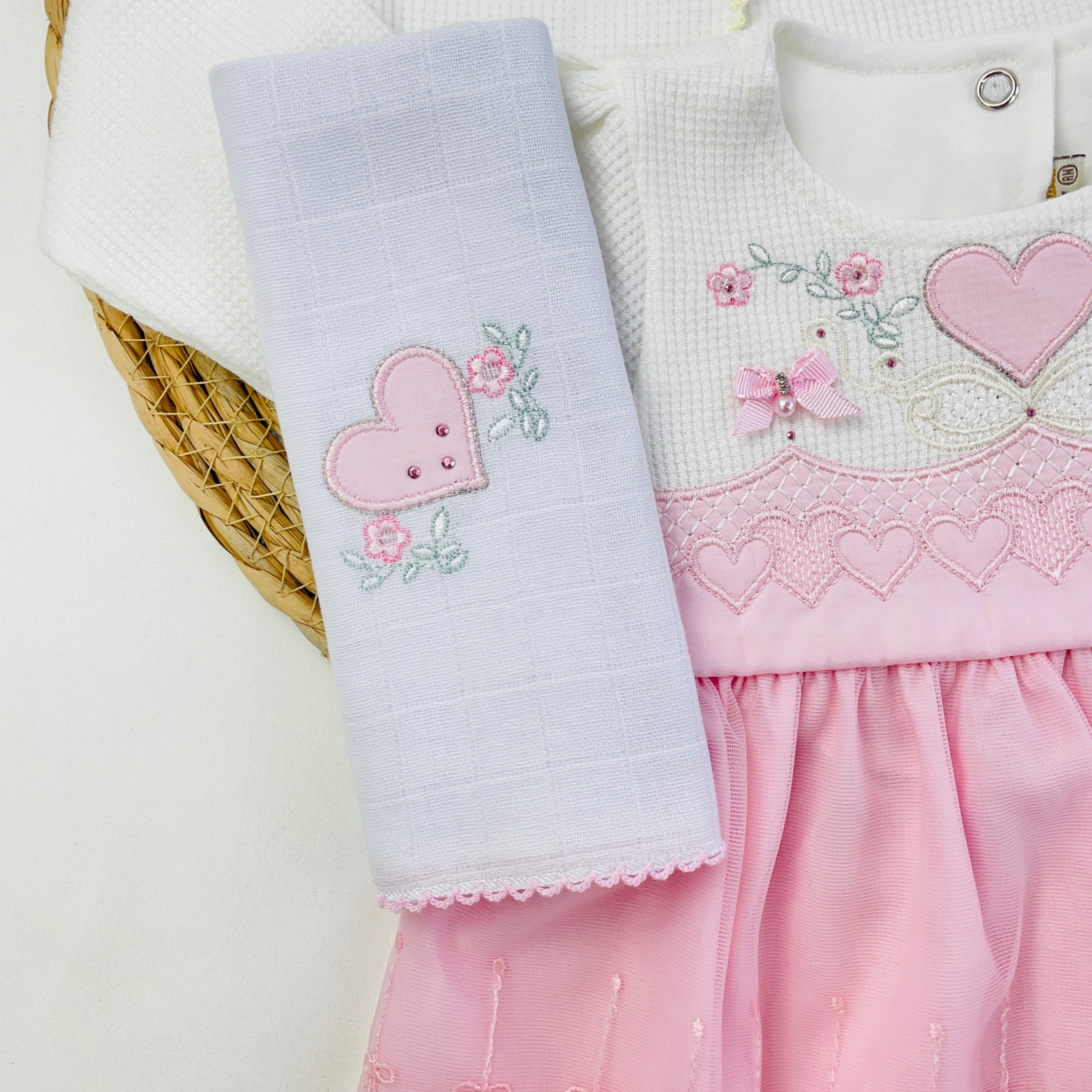 Saída De Maternidade Pipoquinhas Baby Menina Vestido Tule Coração 5 Peças