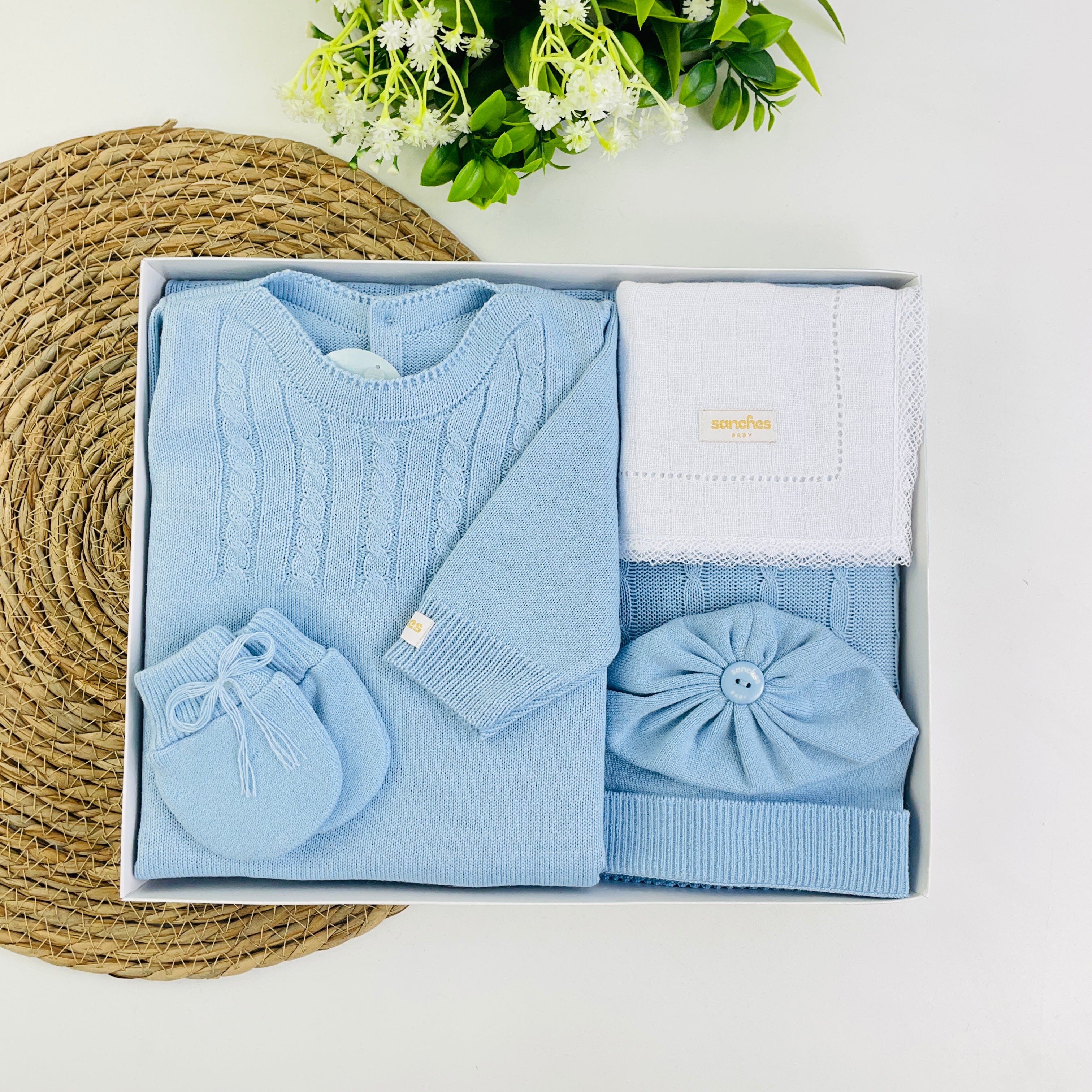 Saida De Maternidade Macacão Sanches Baby Trança Em Tricot 5 Peças