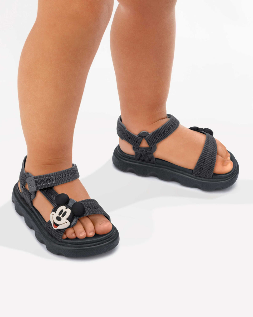 Sandália Baby Grendene Kids Easy Disney Personagens Calce Fácil Antiderrapante