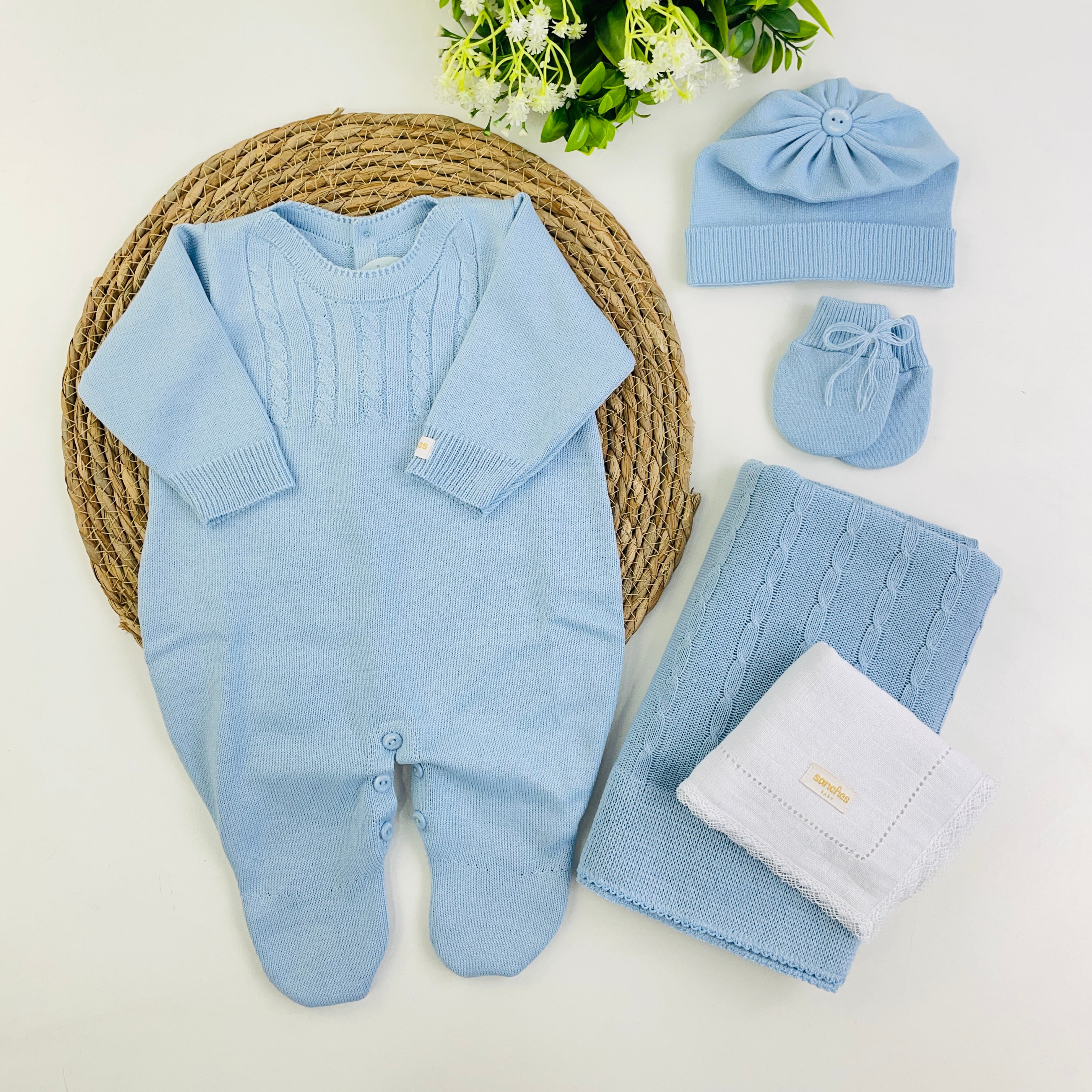 Saida De Maternidade Macacão Sanches Baby Trança Em Tricot 5 Peças