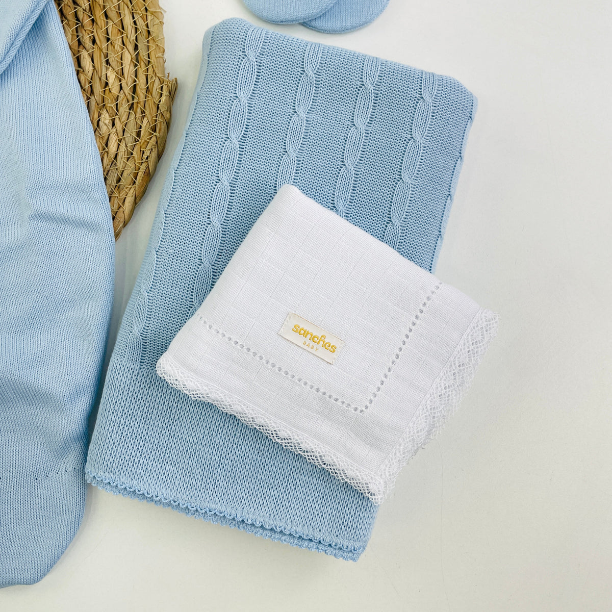 Saida De Maternidade Macacão Sanches Baby Trança Em Tricot 5 Peças