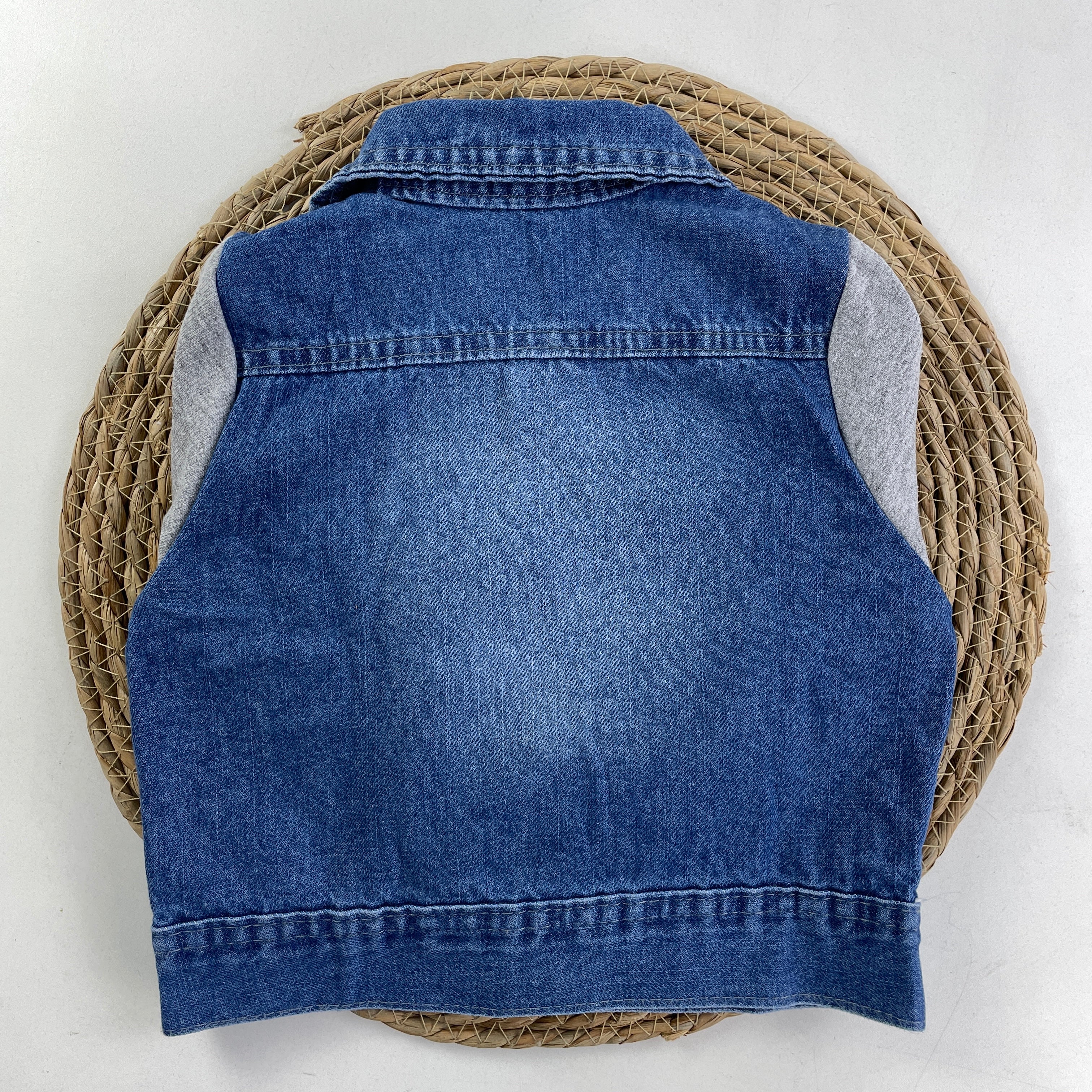 Jaqueta Jeans Infantil com Manga Moletom Conforto