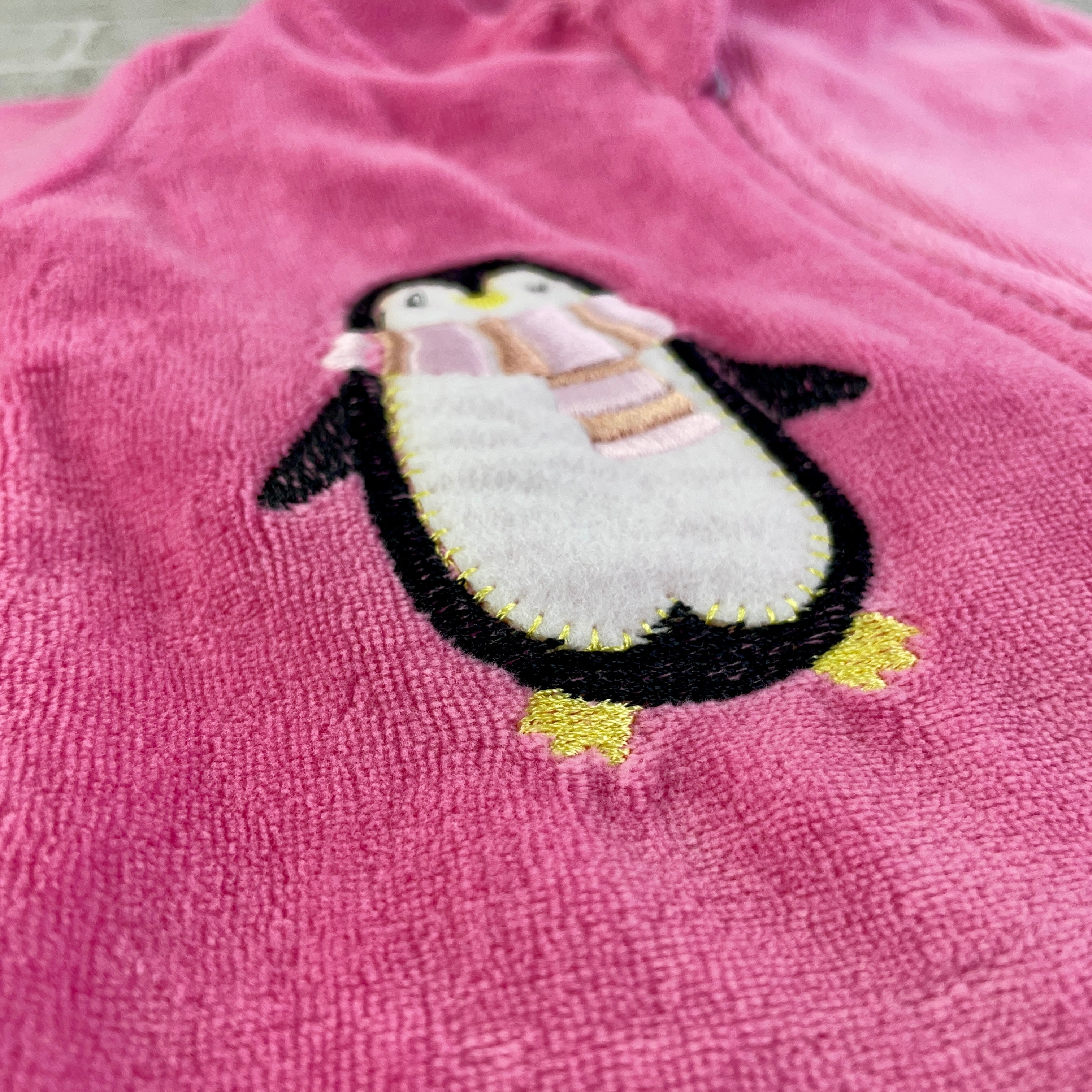 Macacão Bebê Plush Gente Miúda Bordado com Zíper Confortável Infantil