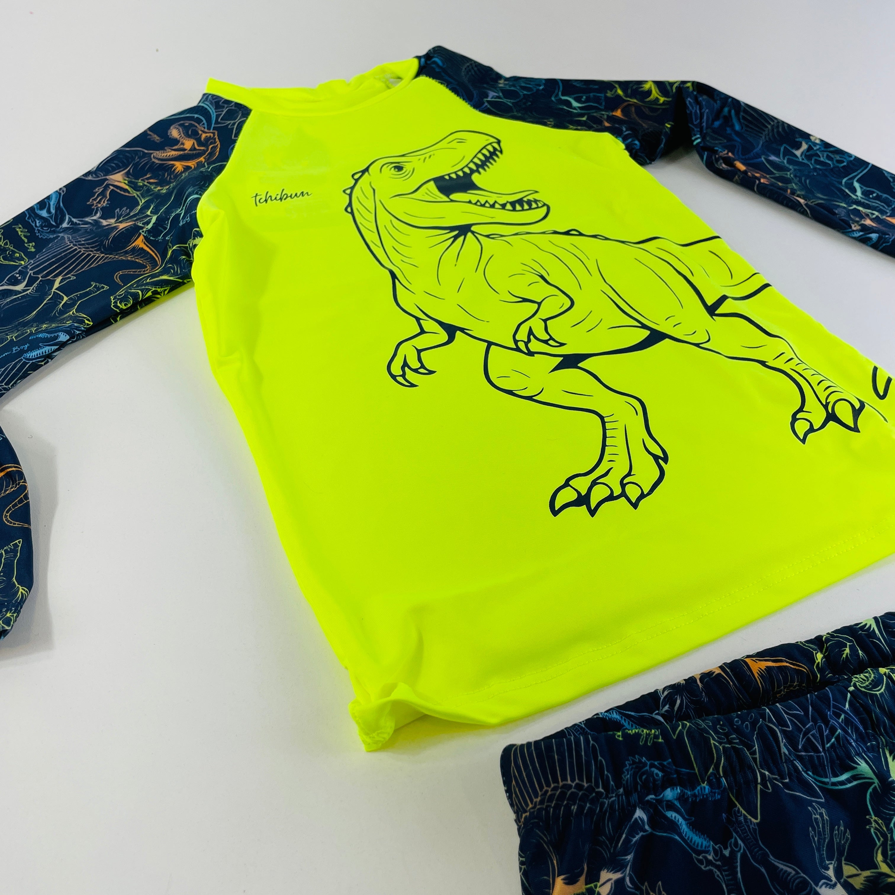 Conjunto Masculino Kamylus Tchibum Dinossauro UV50+ Dry Fit