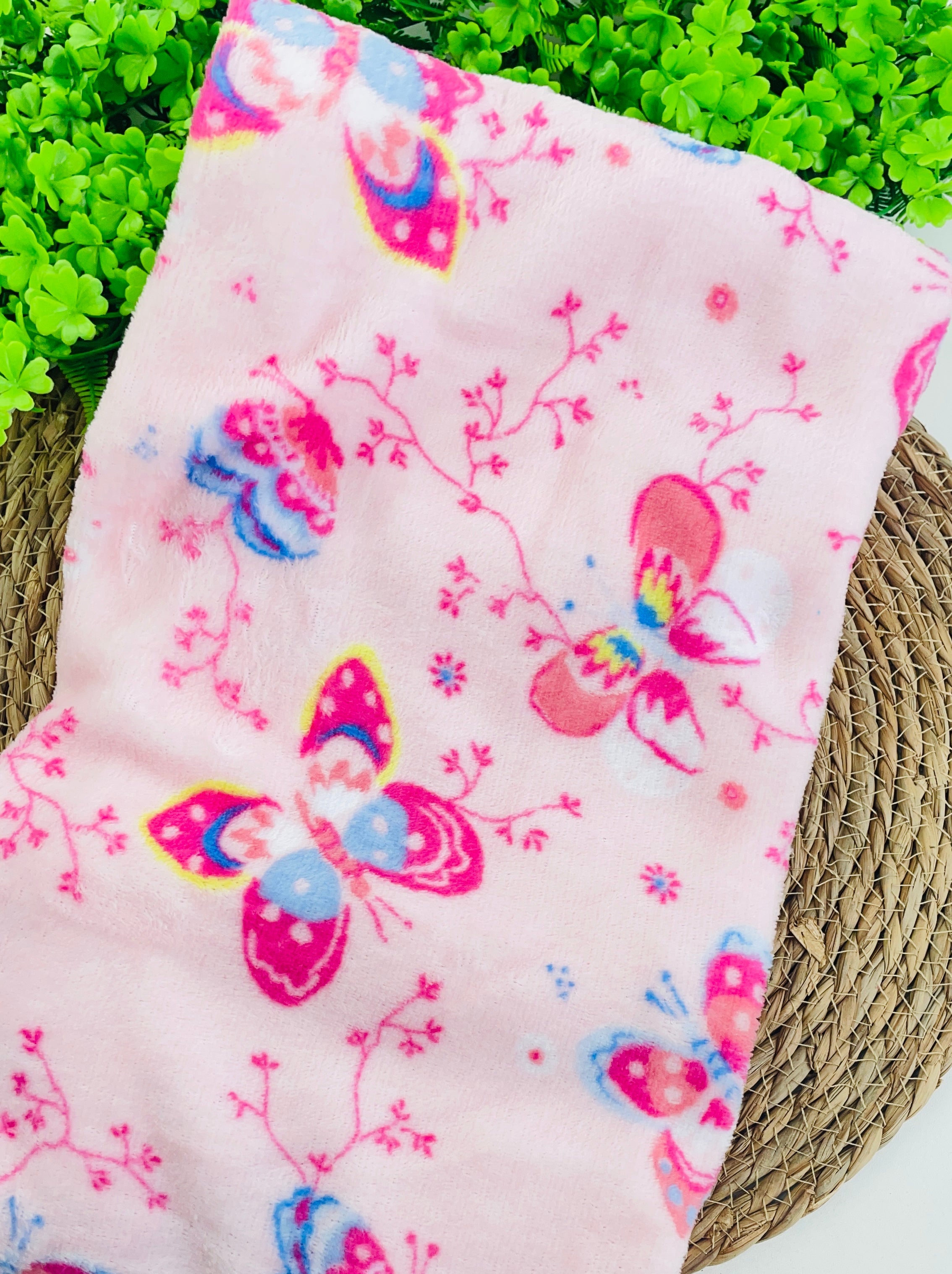 Manta Amiga Cegonha Borboletas Microfibra - Rosa - 100 X70 Cm