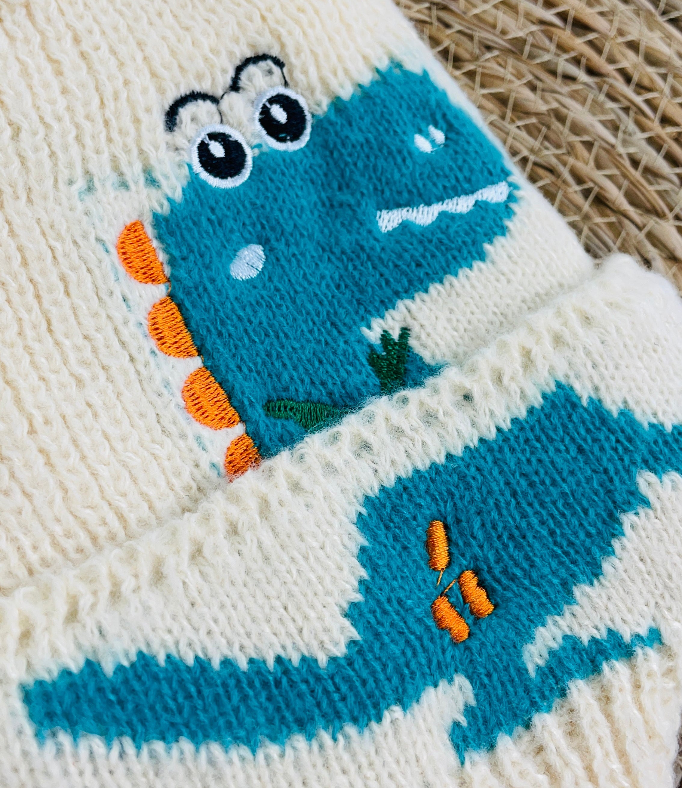 Touca Tricot Dinossauro