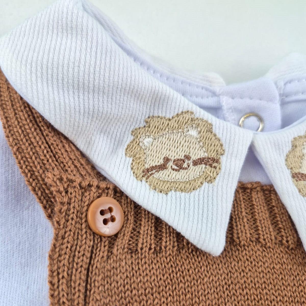 Saída de Maternidade Tamine Baby Daniel 4 Pçs - Charme e Elegância Clássica em Tricot