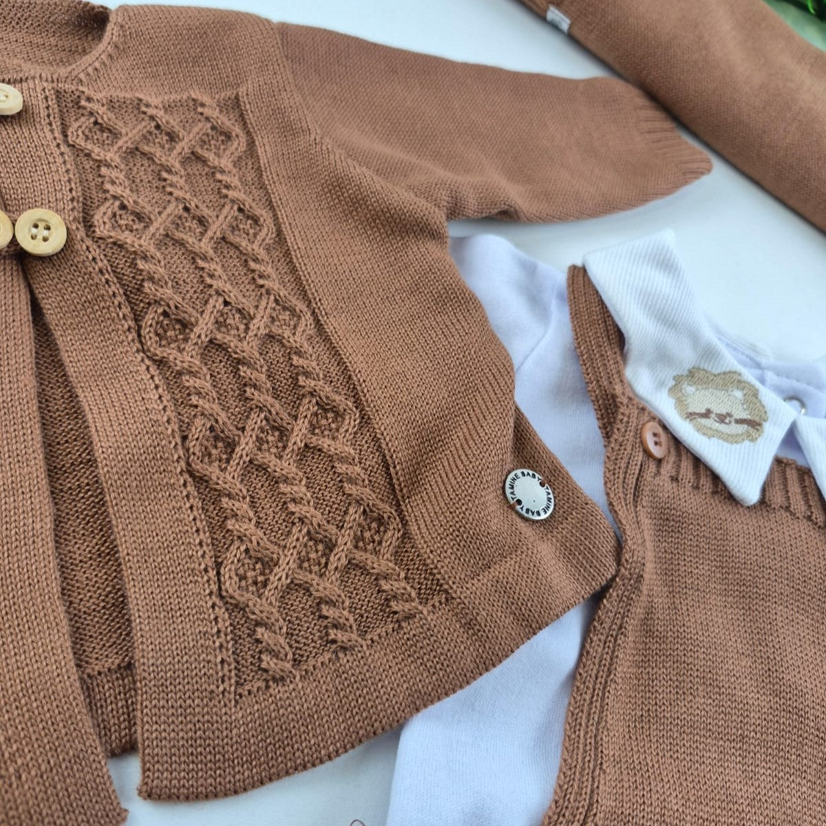 Saída de Maternidade Tamine Baby Daniel 4 Pçs - Charme e Elegância Clássica em Tricot