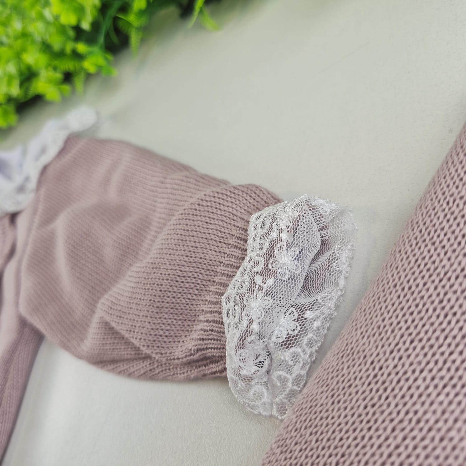 Saída de Maternidade Tamine Baby Alice Maria 4 Pçs - Romantismo e Delicadeza em Tricot de Luxo