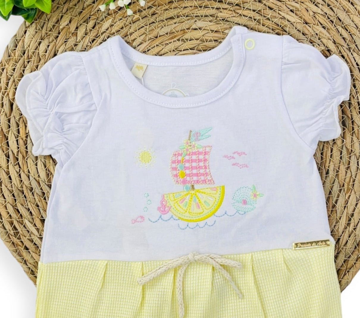 Macacão Presente De Anjo Bebê Menina Curto Barco