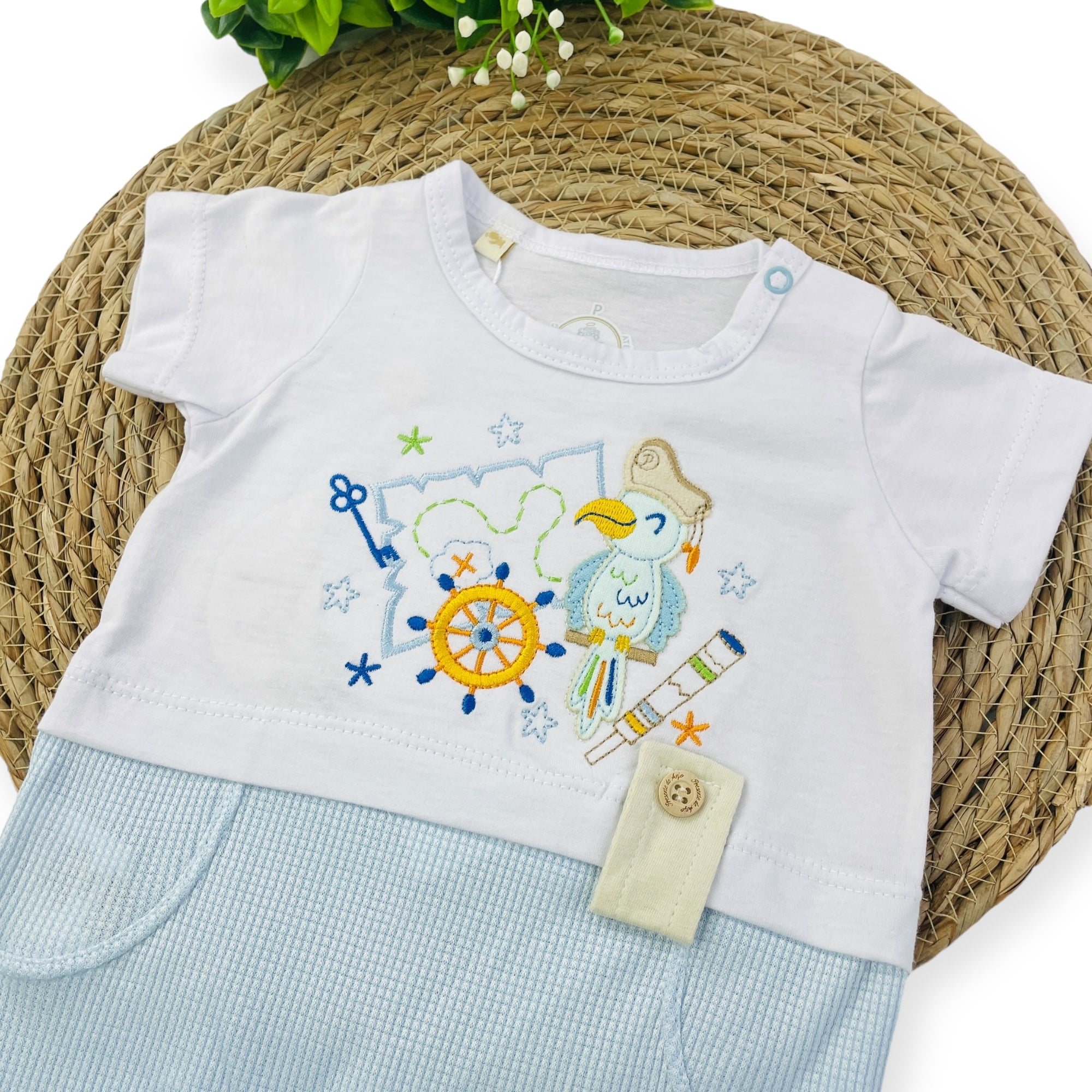 Macacão Presente De Anjo Bebê Menino Curto Papagaio