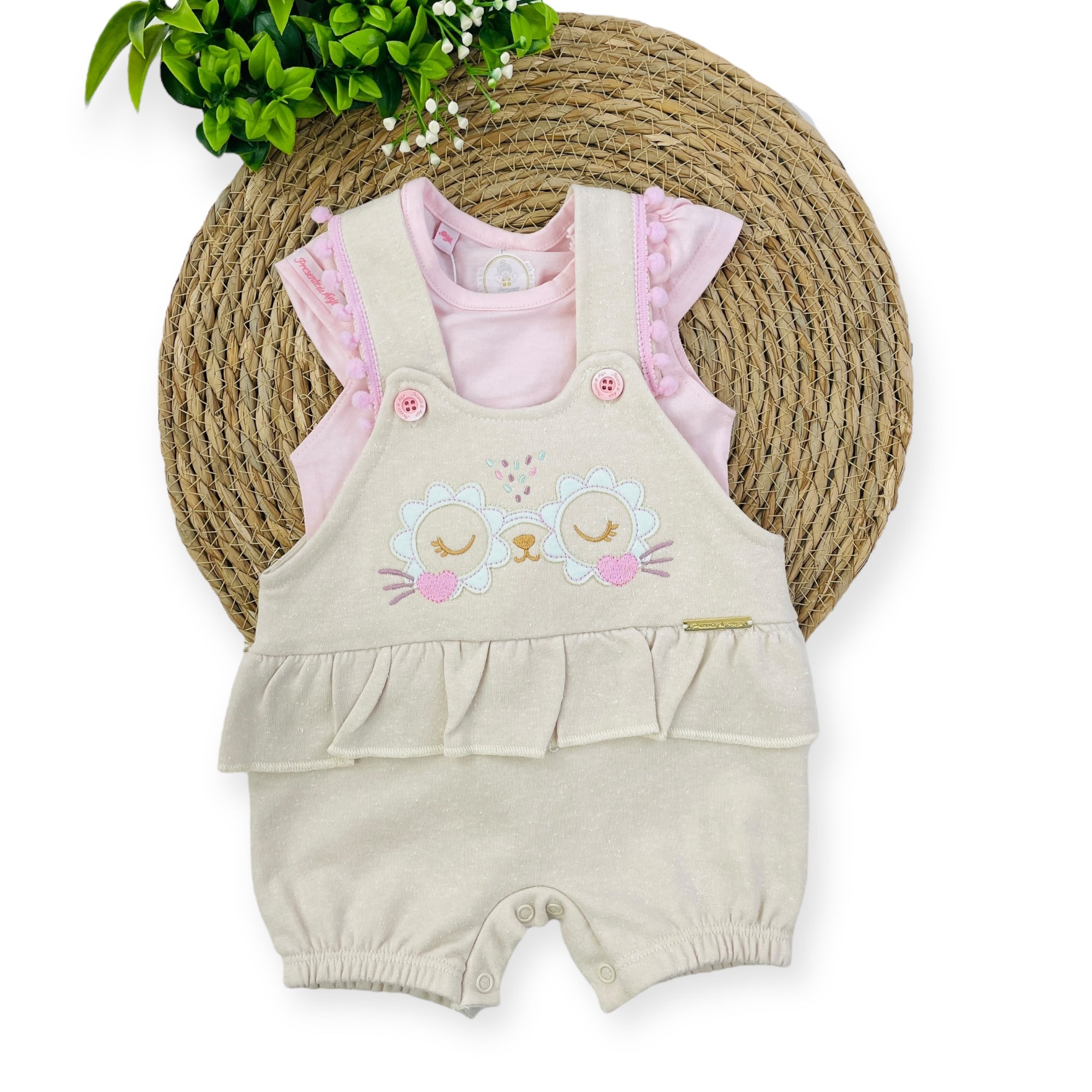 Conjunto Presente De Anjo Bebê Menina Jardineira Coelha