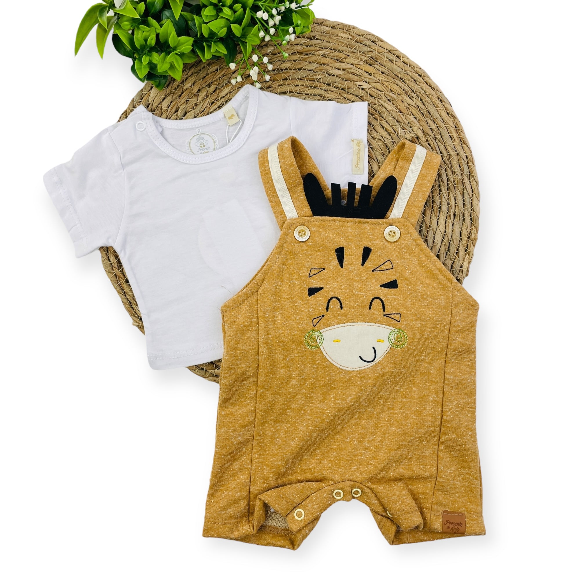Conjunto Jardineira Presente De Anjo Bebê Menino Zebra