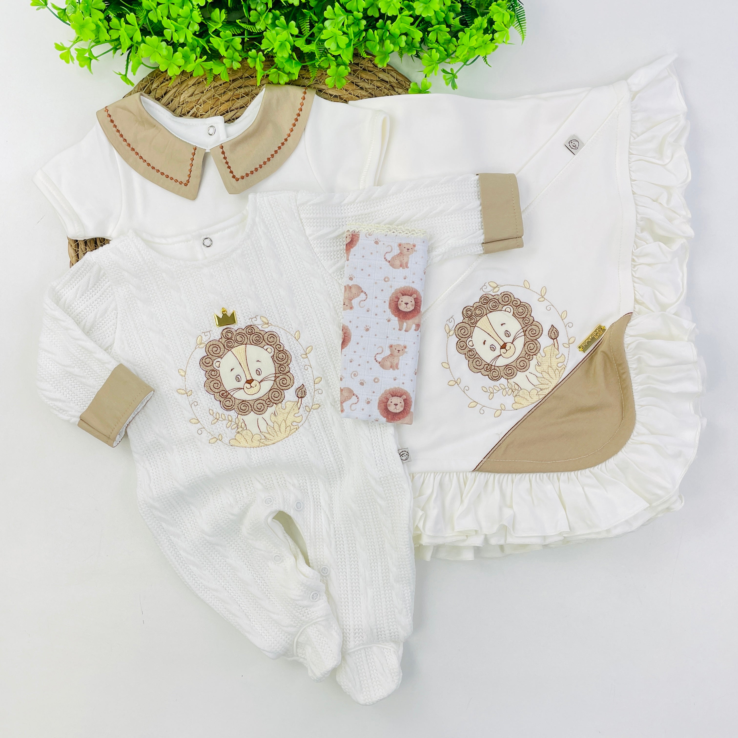 Saída De Maternidade Pipoquinhas Baby Menino Tricotil Leão 4 Peças