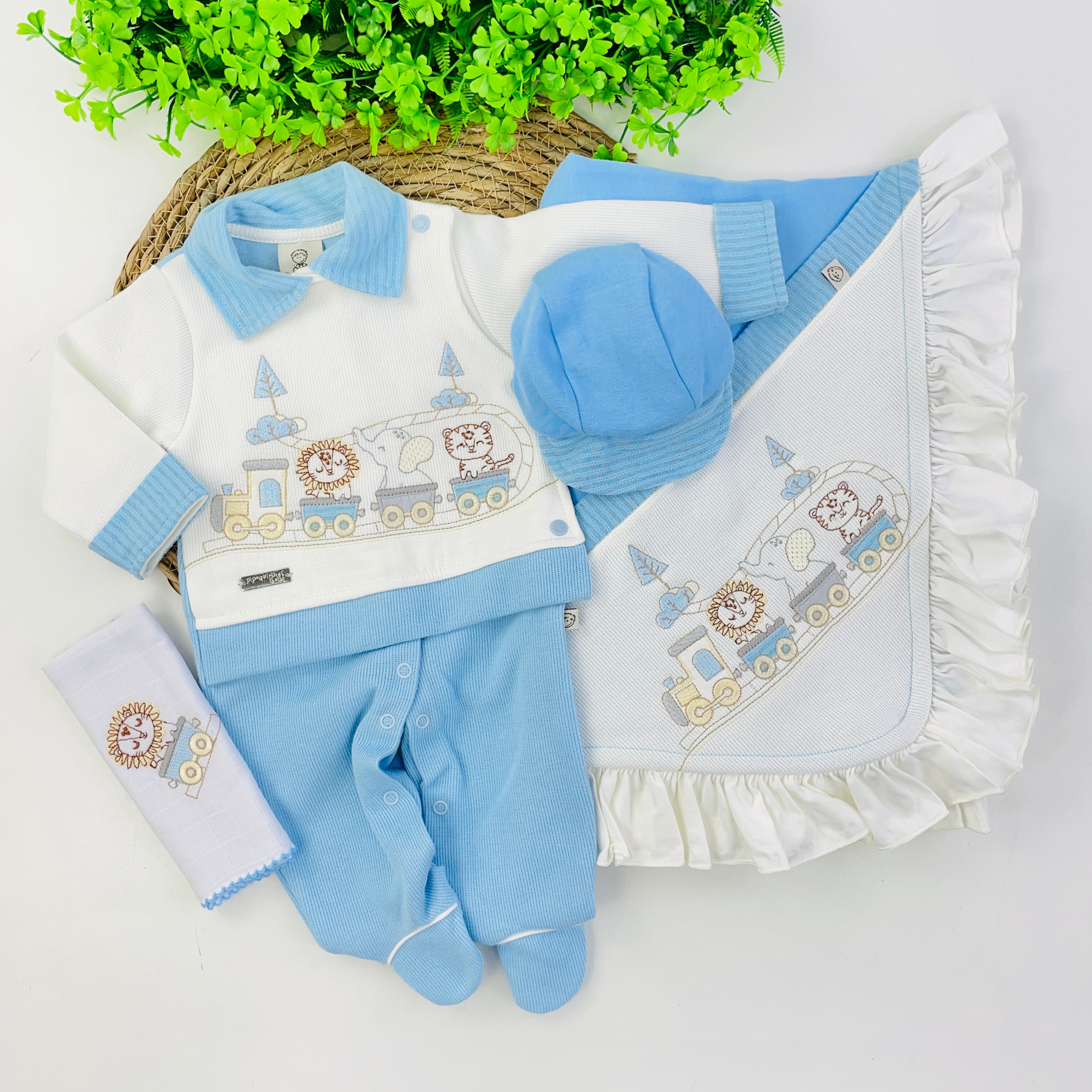 Saída De Maternidade Pipoquinhas Baby Menino Tircotil Trenzinho Da Selva 4 Peças