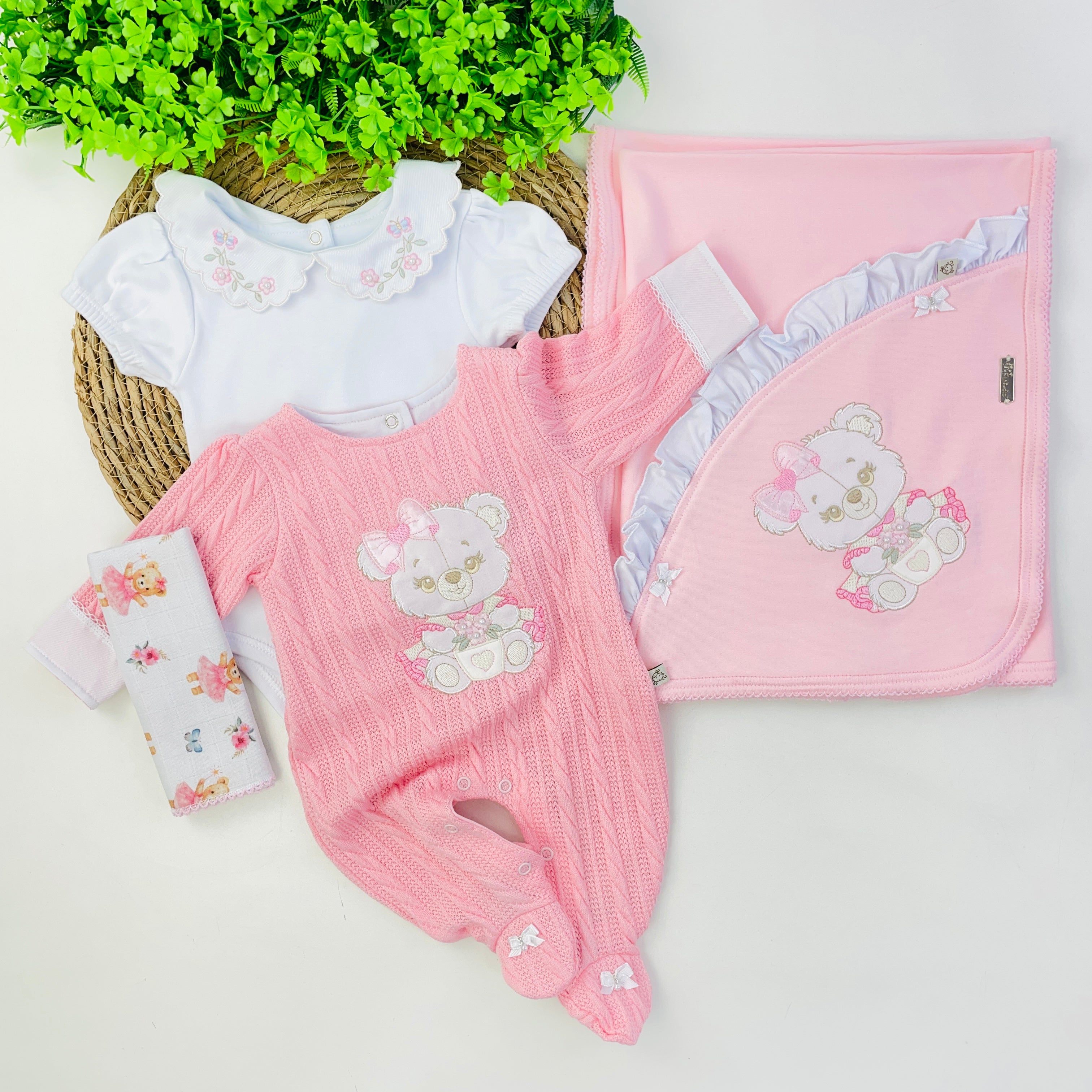 Saída De Maternidade Pipoquinhas Baby Menina Tricot Ursa Flores 4 Peças