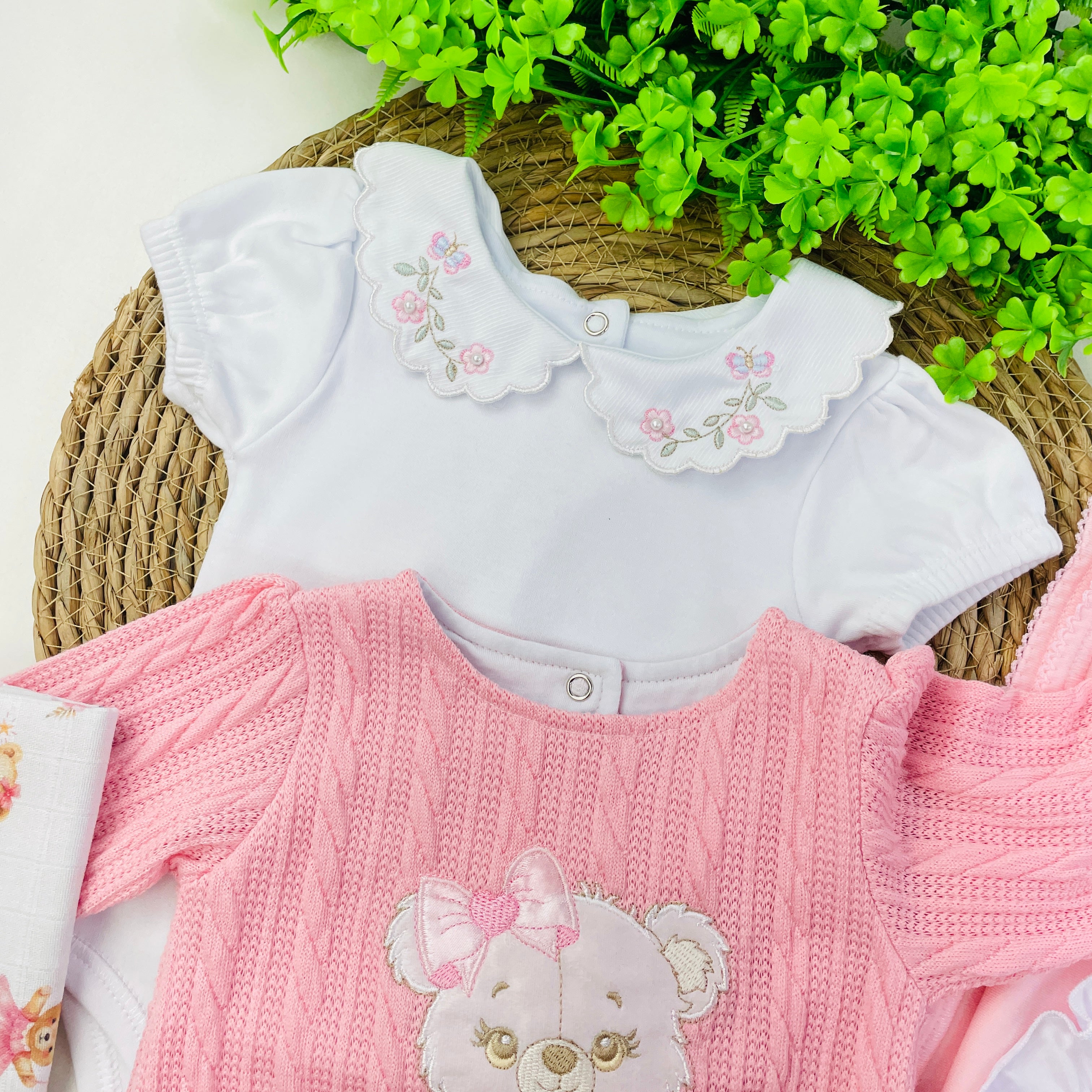 Saída De Maternidade Pipoquinhas Baby Menina Tricot Ursa Flores 4 Peças