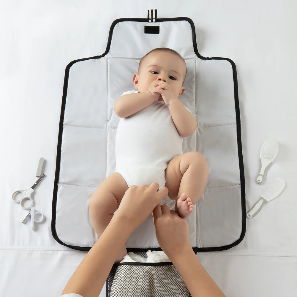 Trocador de Fraldas Portátil Buba Impermeável com Bolso – Ideal para Passeios e Viagens