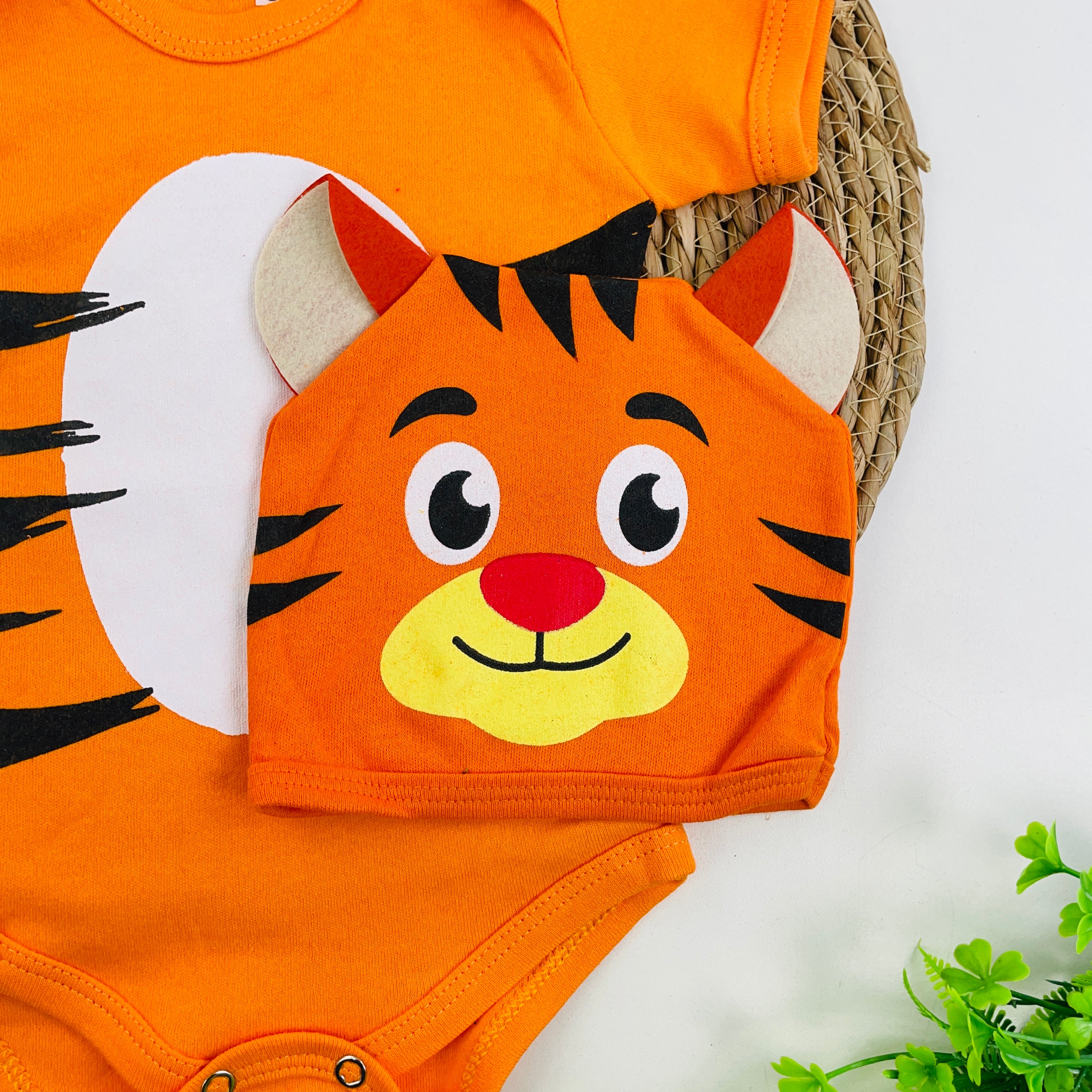 Conjunto Body + Touca Tigre