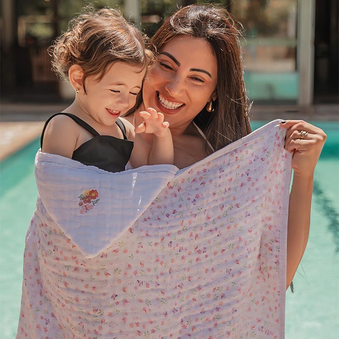 Toalhão Infantil Soft Muito Mimo com Capuz Bordado 80x100cm