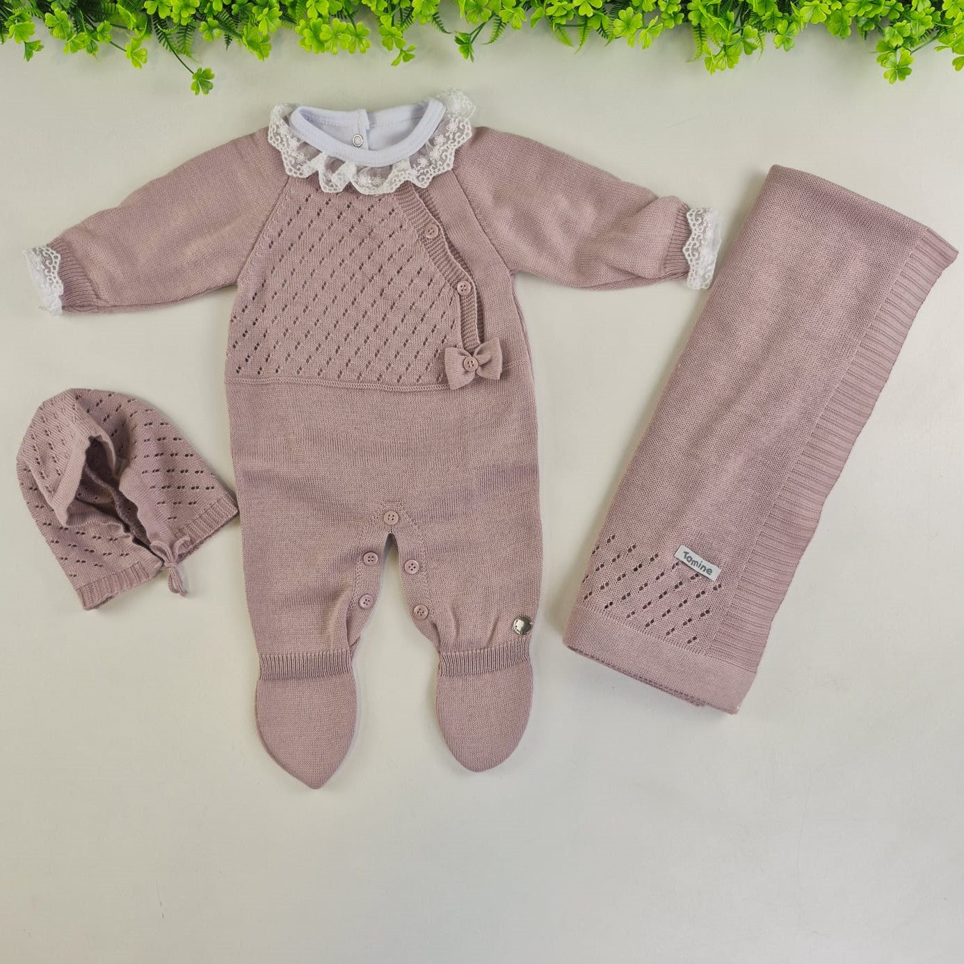 Saída de Maternidade Tamine Baby Alice Maria 4 Pçs - Romantismo e Delicadeza em Tricot de Luxo