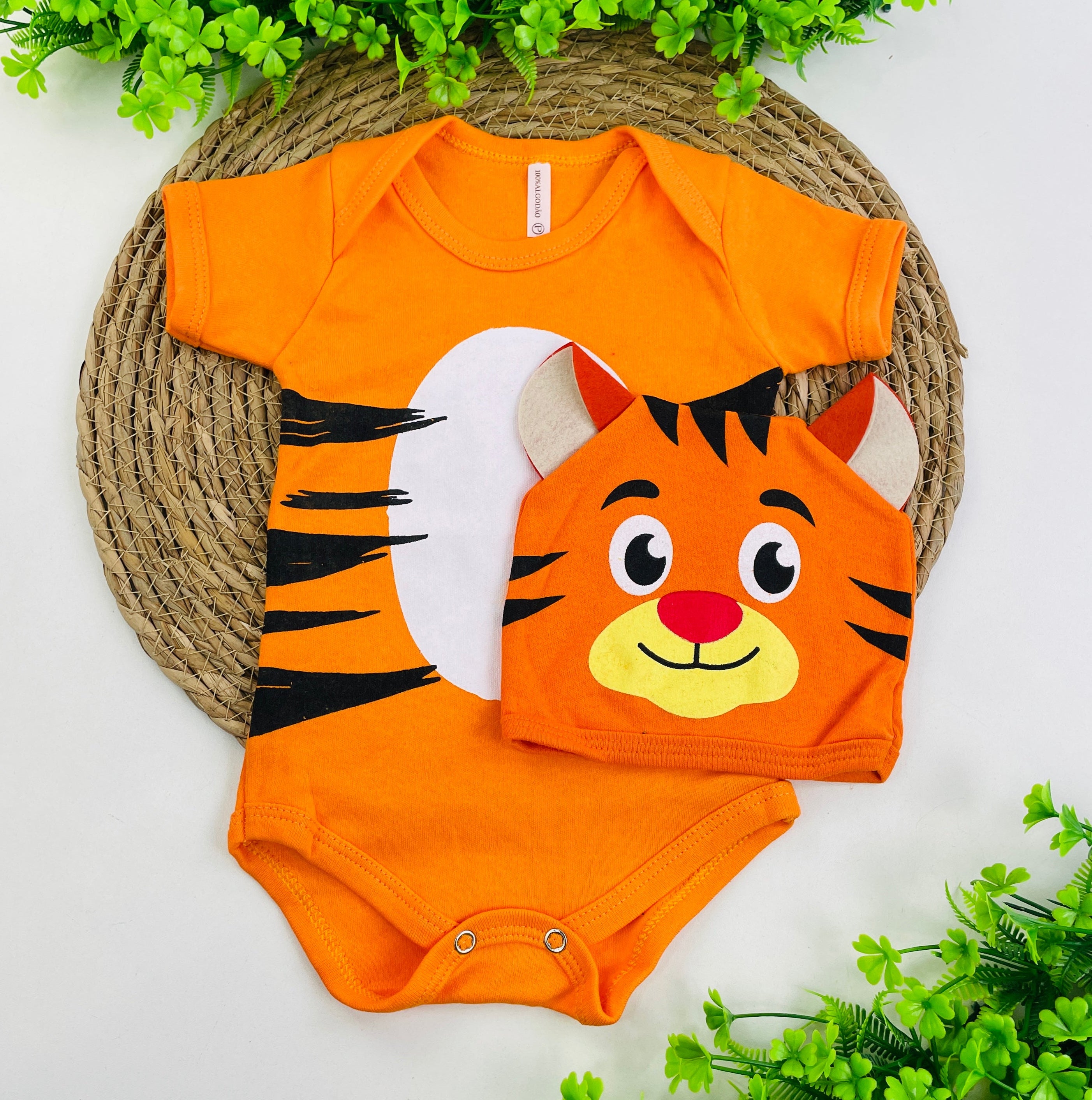 Conjunto Body + Touca Tigre