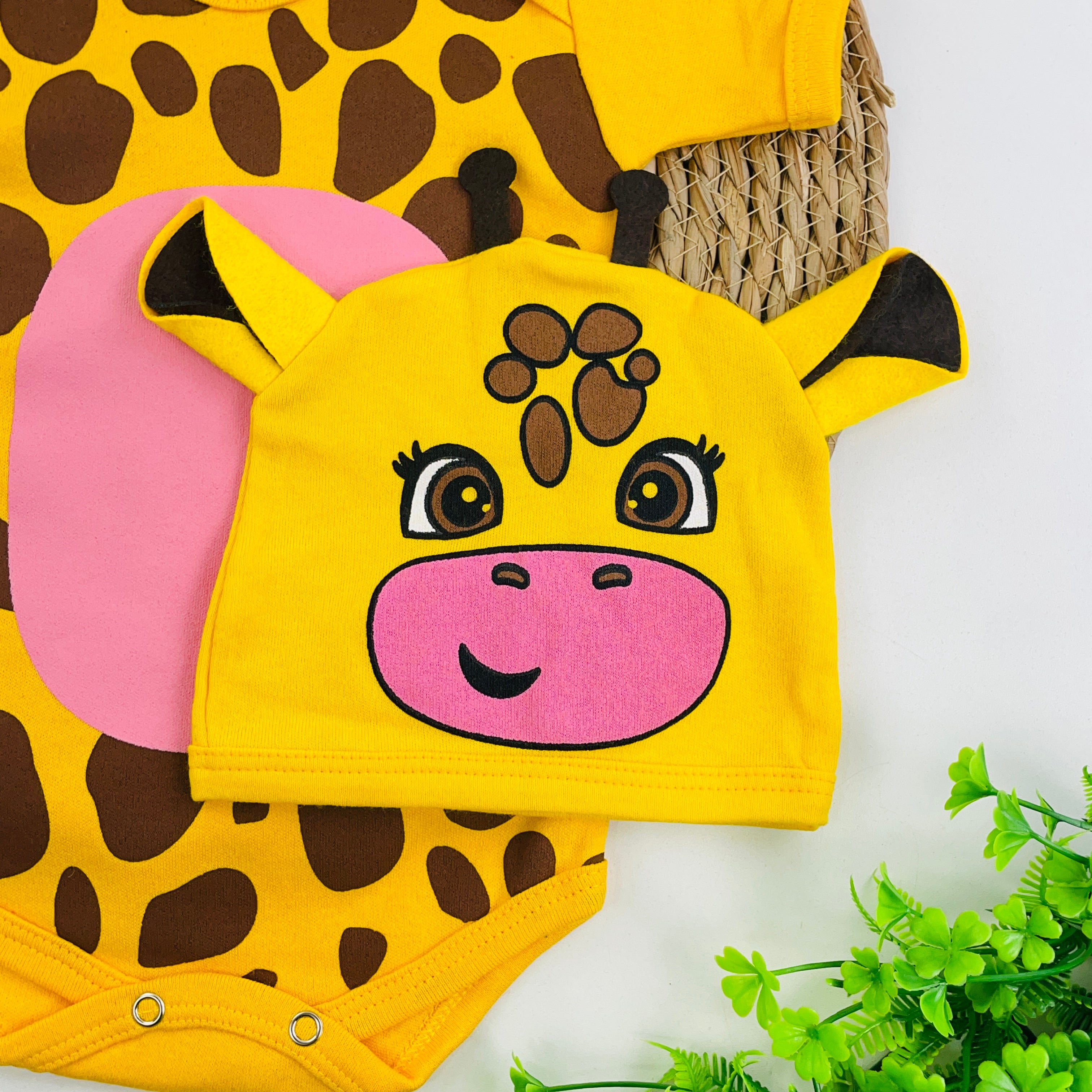 Conjunto Body + Touca Girafinha