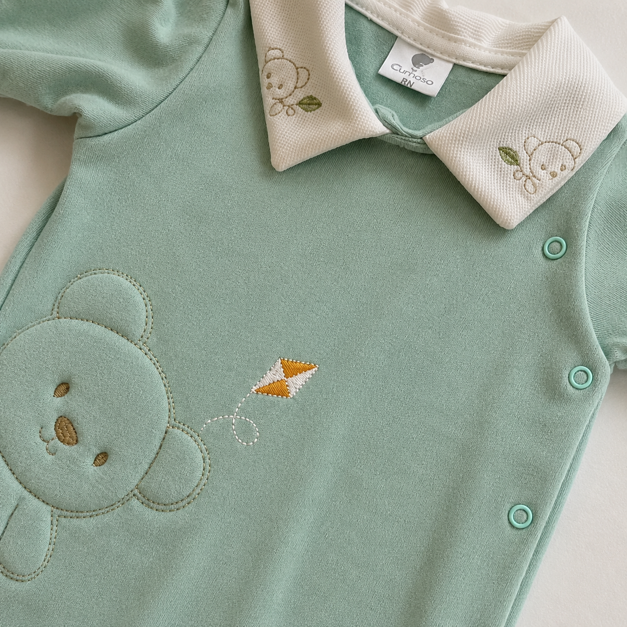 Macacão Infantil Masculino Longo Suedine Urso Pipa Curioso