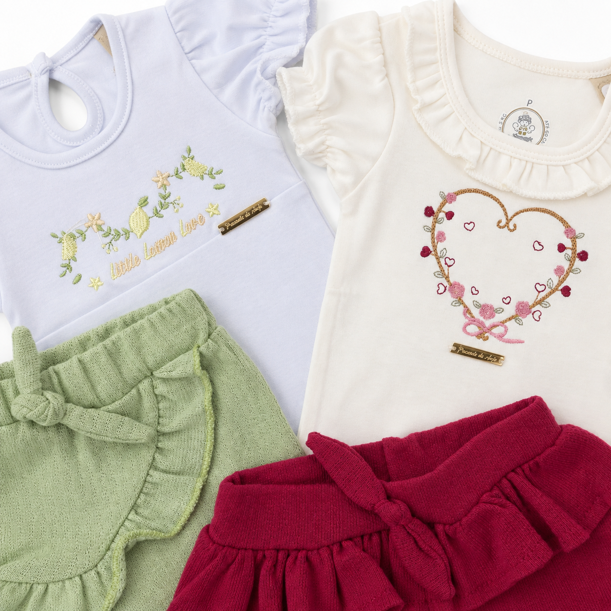 Conjunto Feminino Presente de Anjo Blusa Bordada e Short Tricô