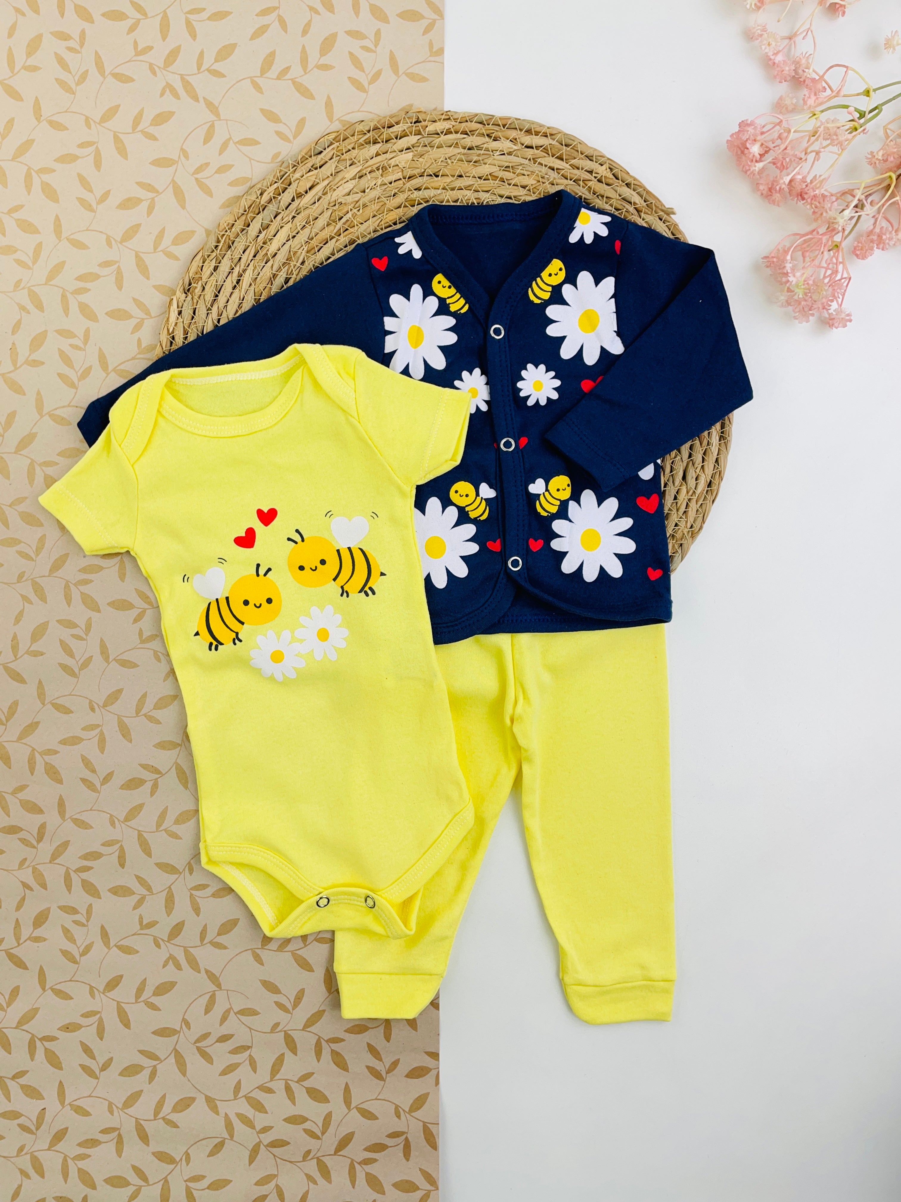 Conjunto Bichinhos Abelinha 3 Peças