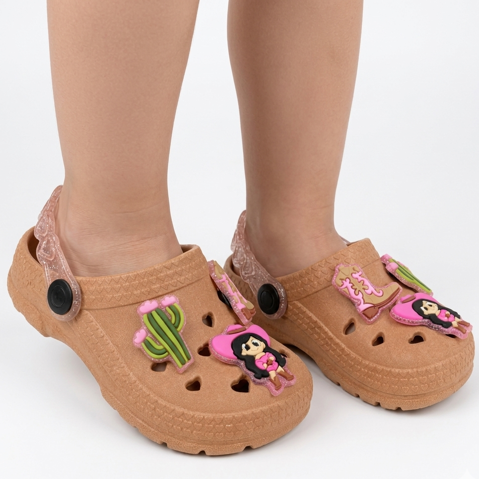 Babuche Infantil Feminina LueLua Love Boiadeira com Pins