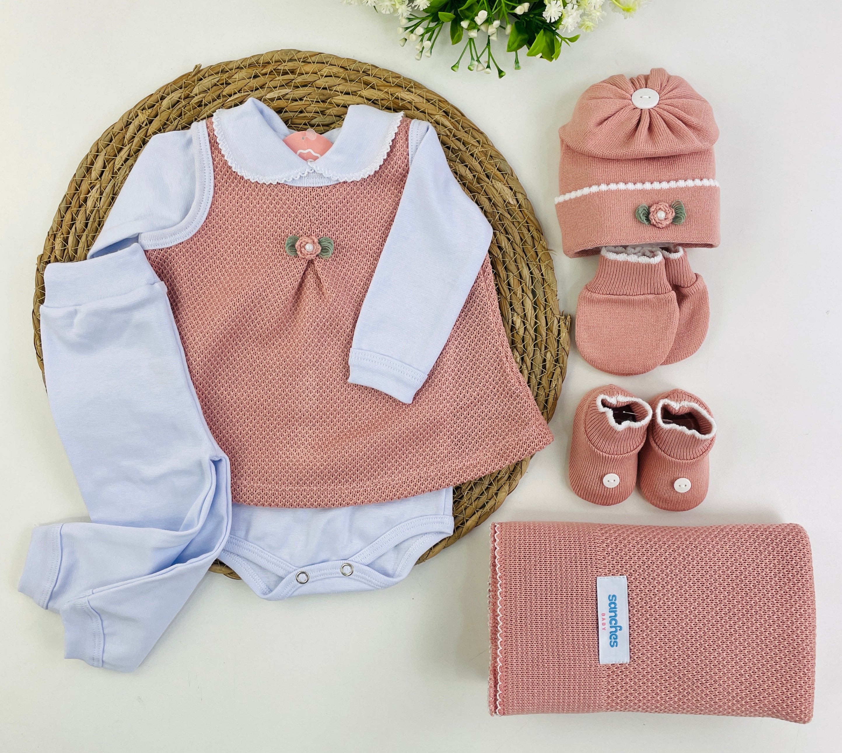 Saida De Maternidade Sanches Baby Florzinha Em Tricot 7 Peças