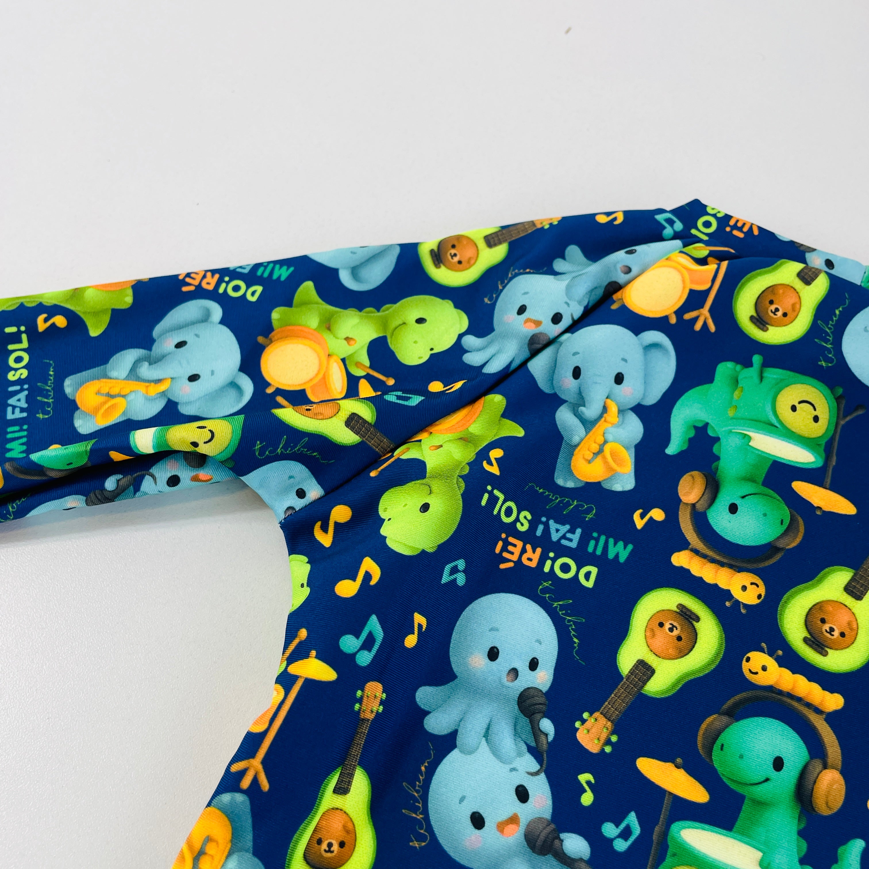 Conjunto Masculino Tchibum Dino Dó Ré Mi Fá Sol UV50+ Dry Fit