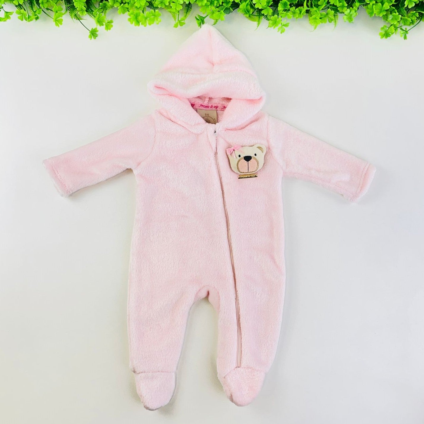 Macacão Longo Bebê Presente de Anjo Peluciado com Capuz Inverno