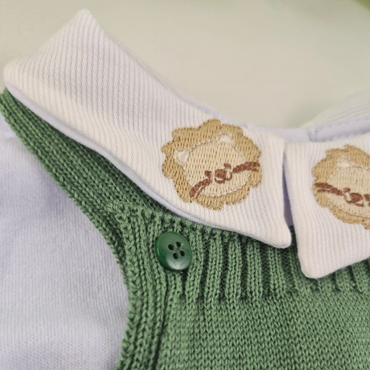 Saída de Maternidade Tamine Baby Daniel 4 Pçs - Charme e Elegância Clássica em Tricot