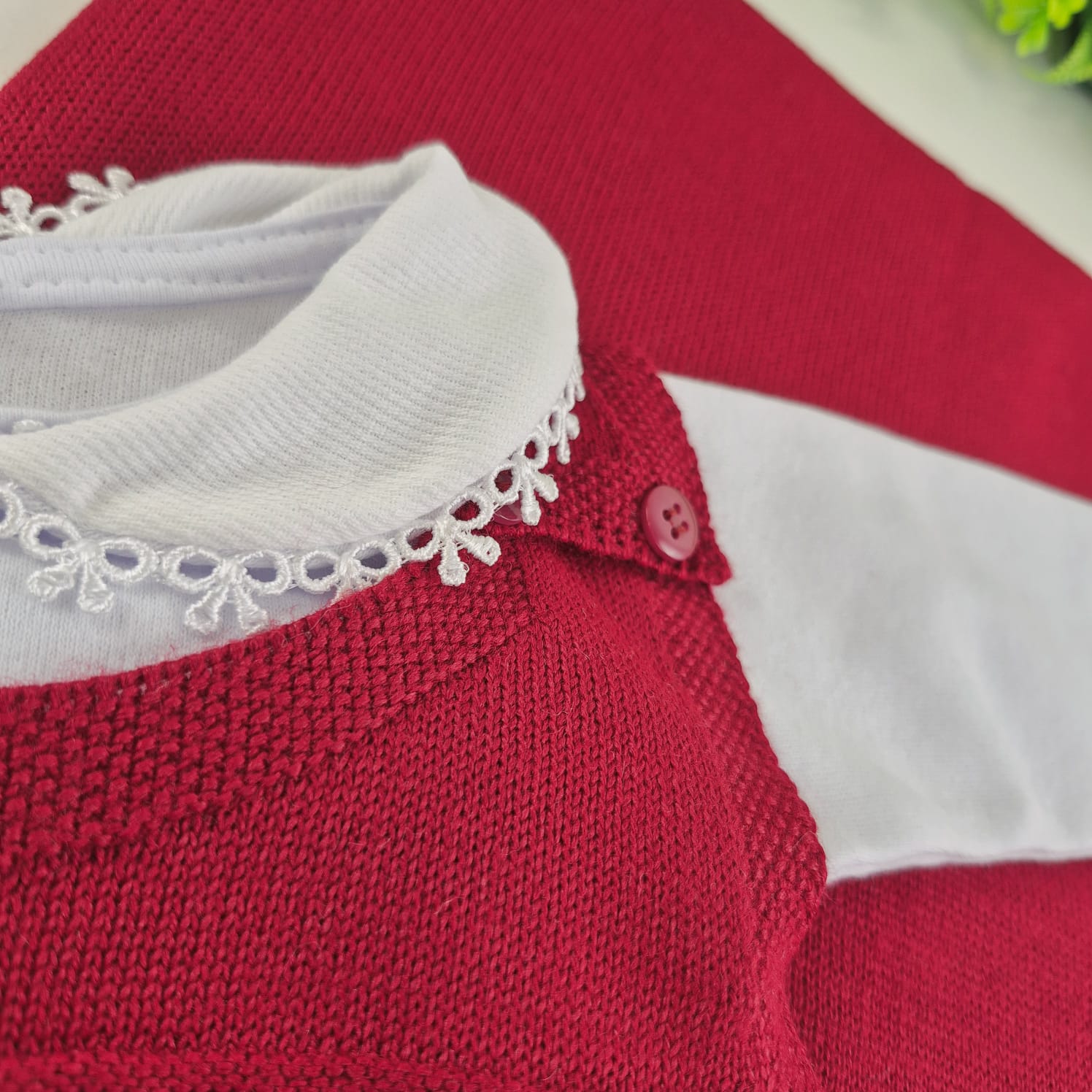 Saída de Maternidade Tamine Baby Naty 3 Pçs - Delicadeza Clássica e Brilho de Pérolas em Tricot Premium