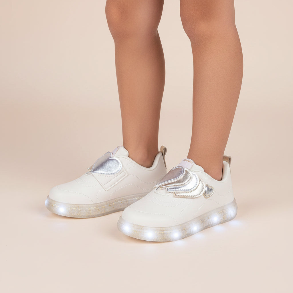 Tênis Pampili Sneaker Luz Corações Led