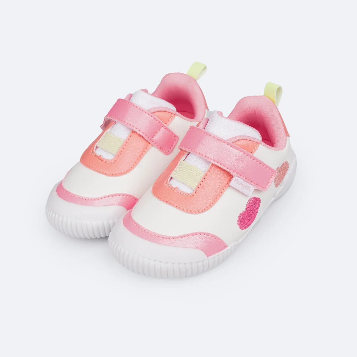 Tenis Feminino Pampili Mini Yuyu Corações